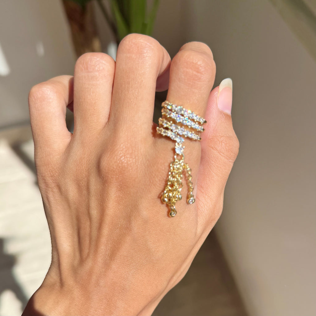 Layered diamond ring