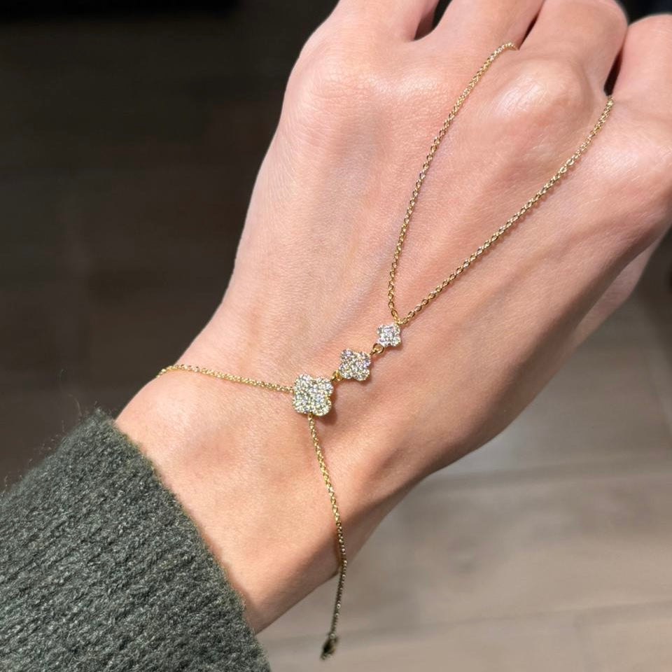 THREE FLOWER HAND CHAIN