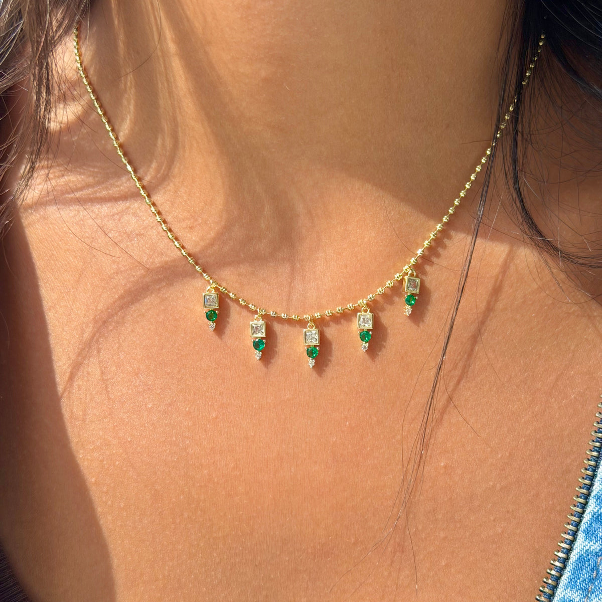 EMERALD STONES NECKLACE