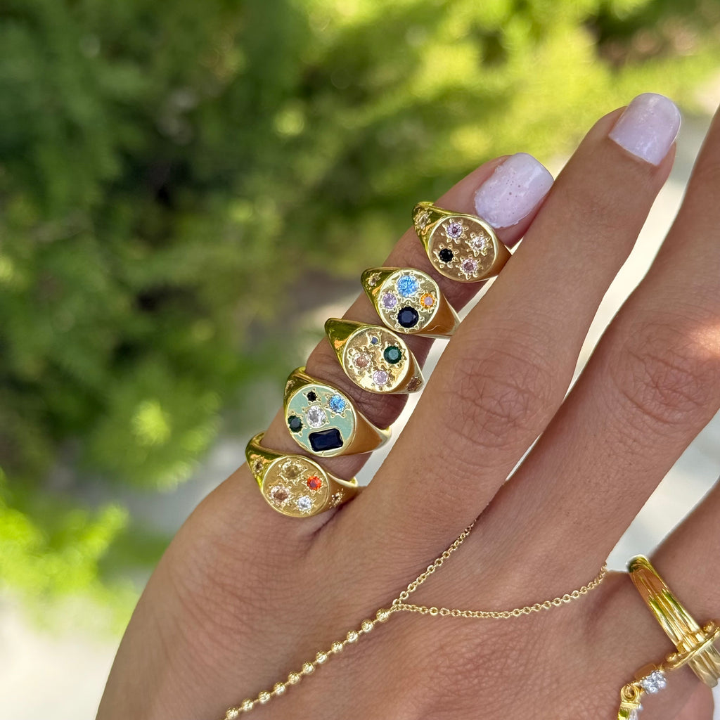 COLORFUL PINKY RING