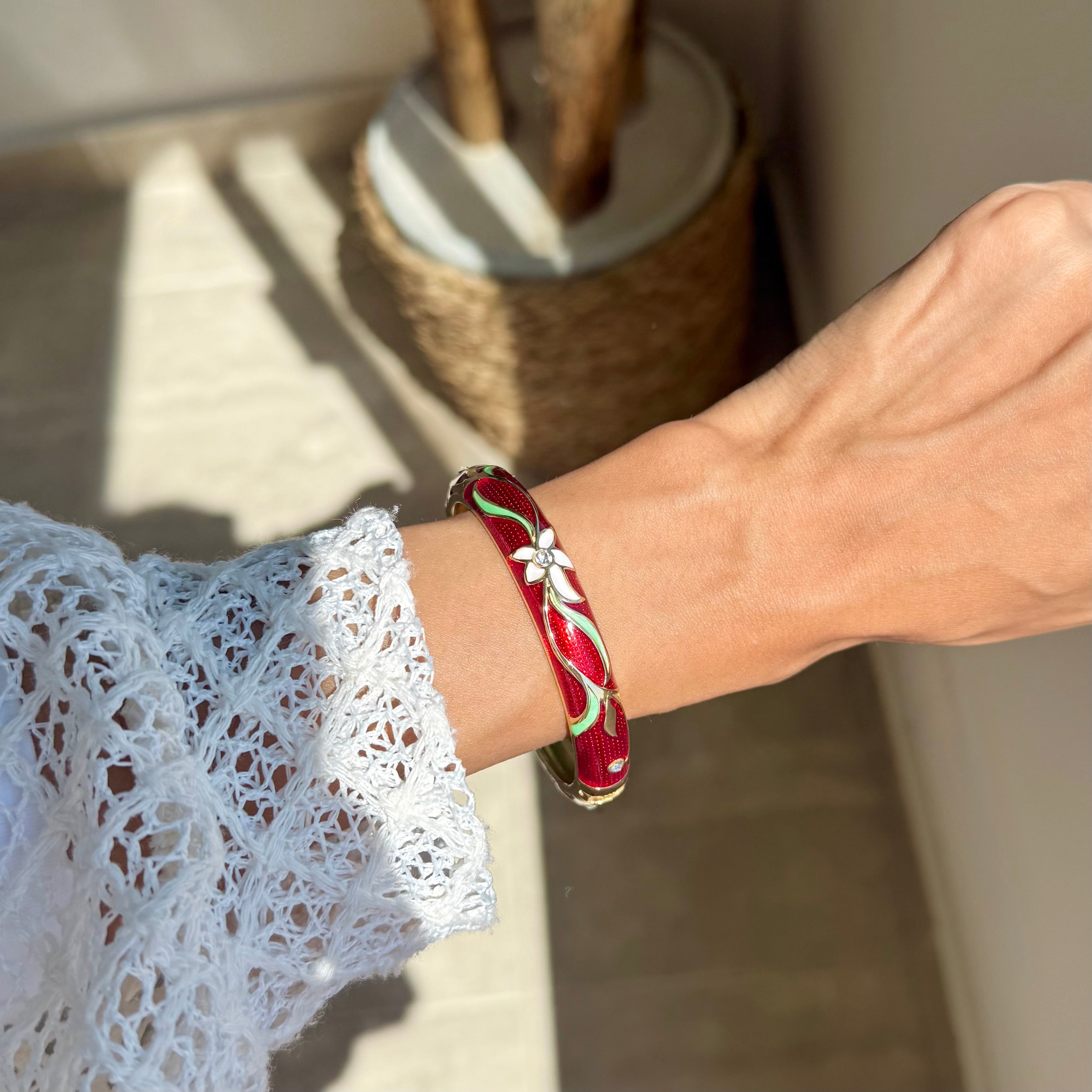 Floral bangle