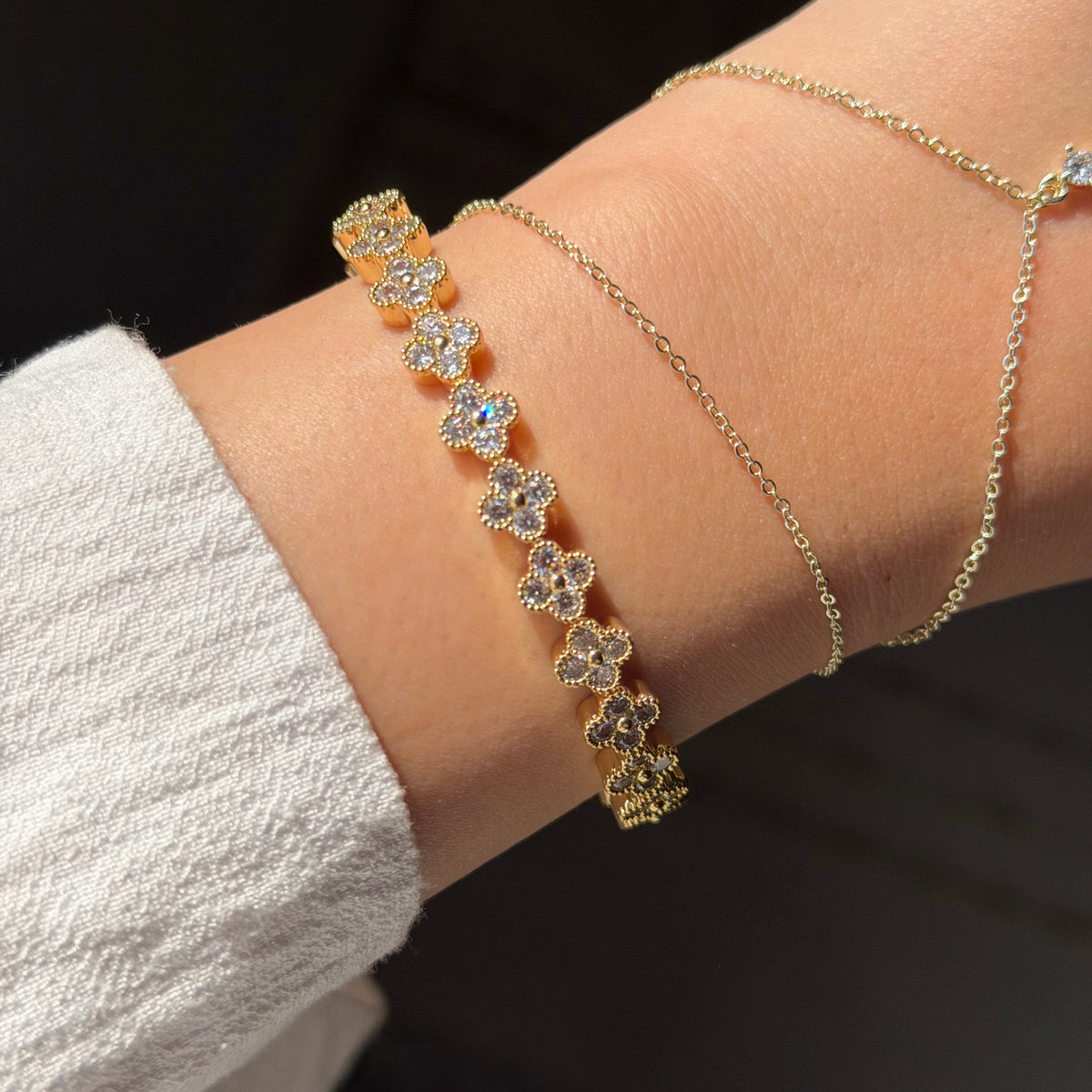 VAN CLEEFF BANGLE