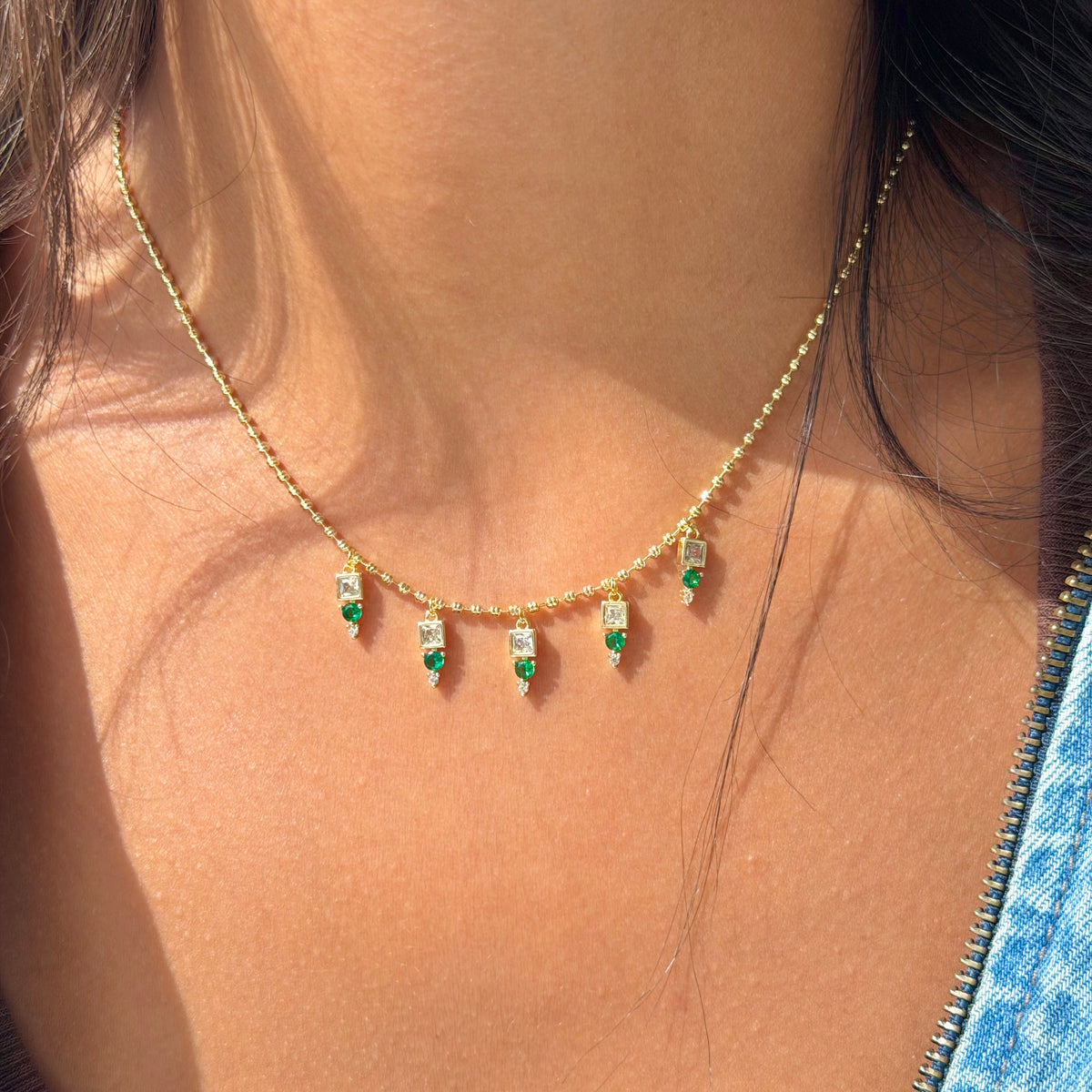 EMERALD STONES NECKLACE