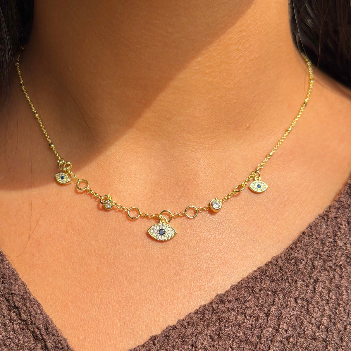 EYES NECKLACE