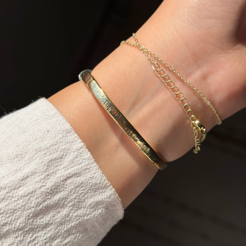 WRAPPED BANGLE