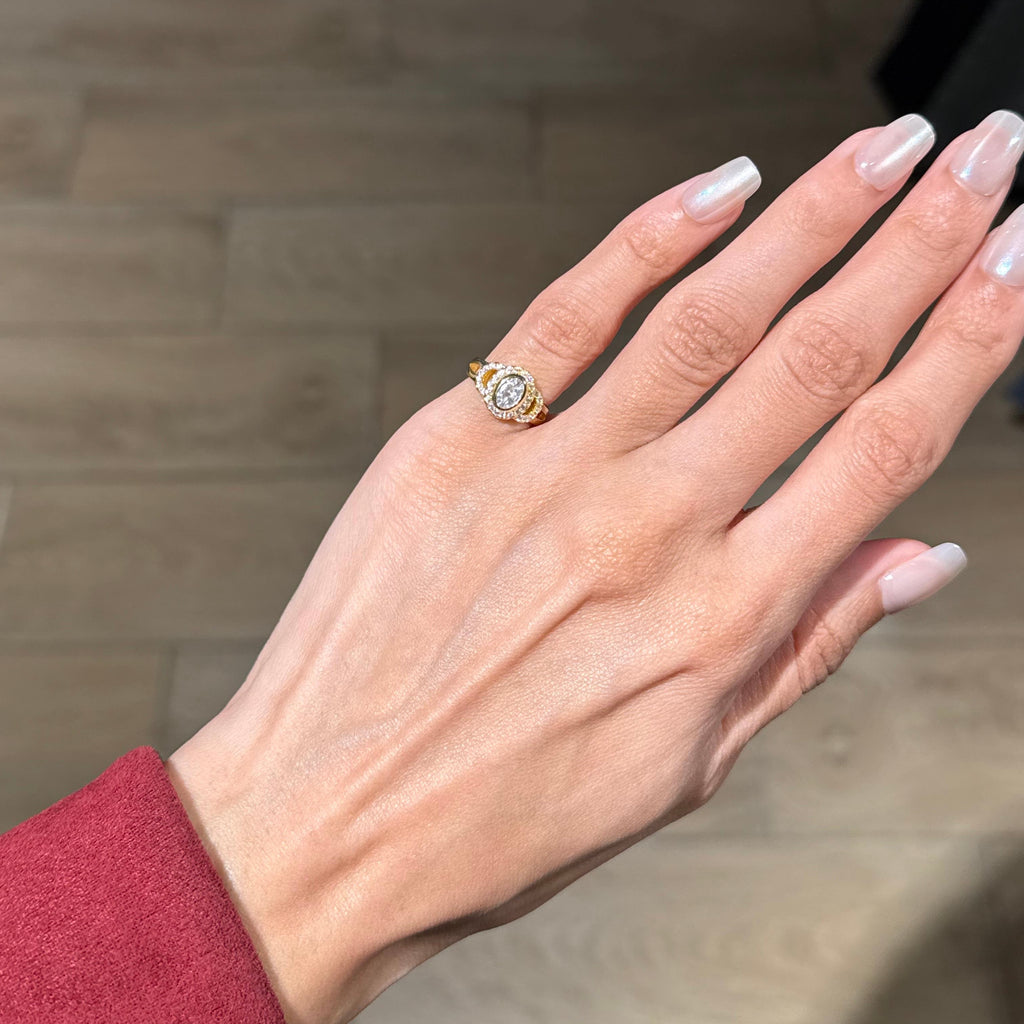 DIAMOND PINKY RING