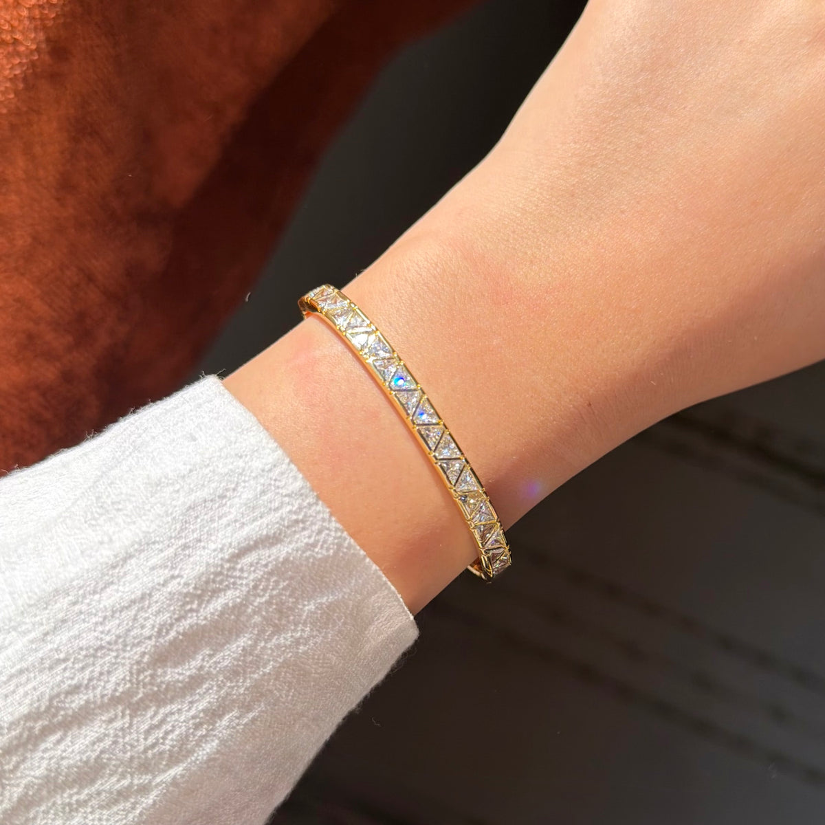 TRIANGLE BANGLE