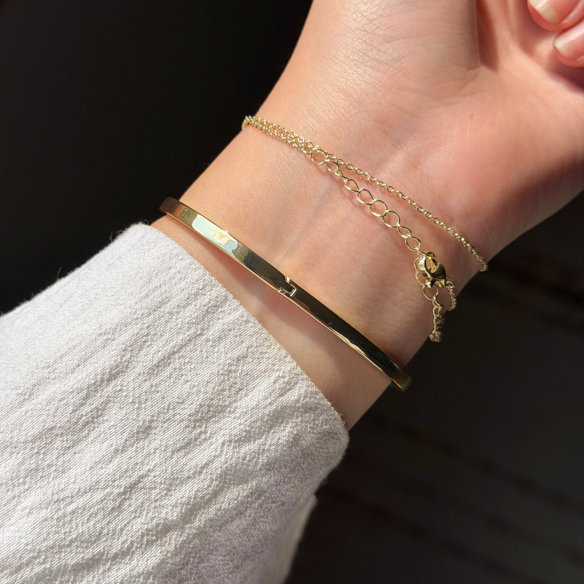 Snake bangle