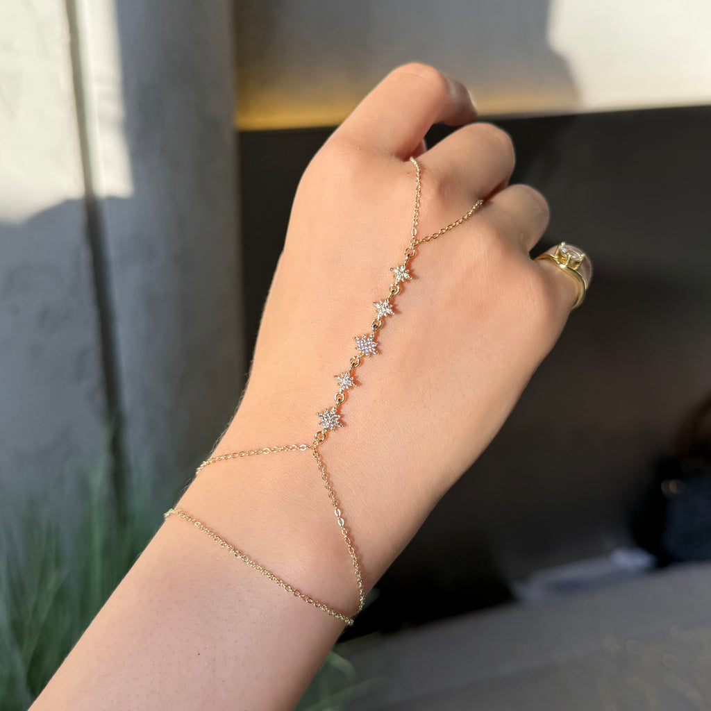 Twinkle hand chain