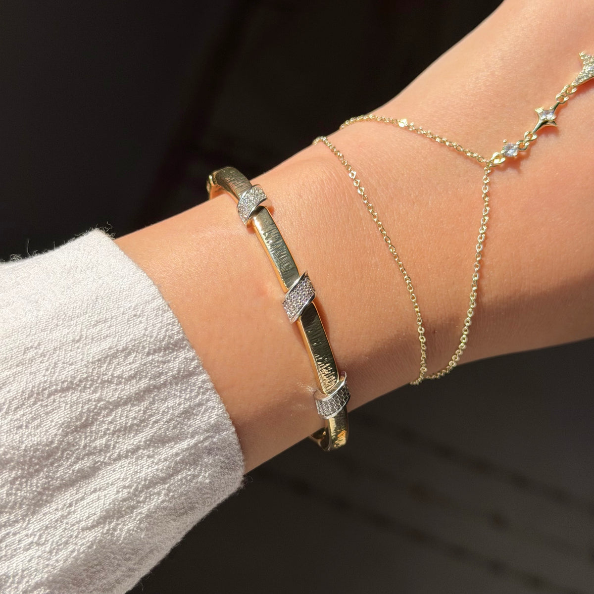WRAPPED BANGLE