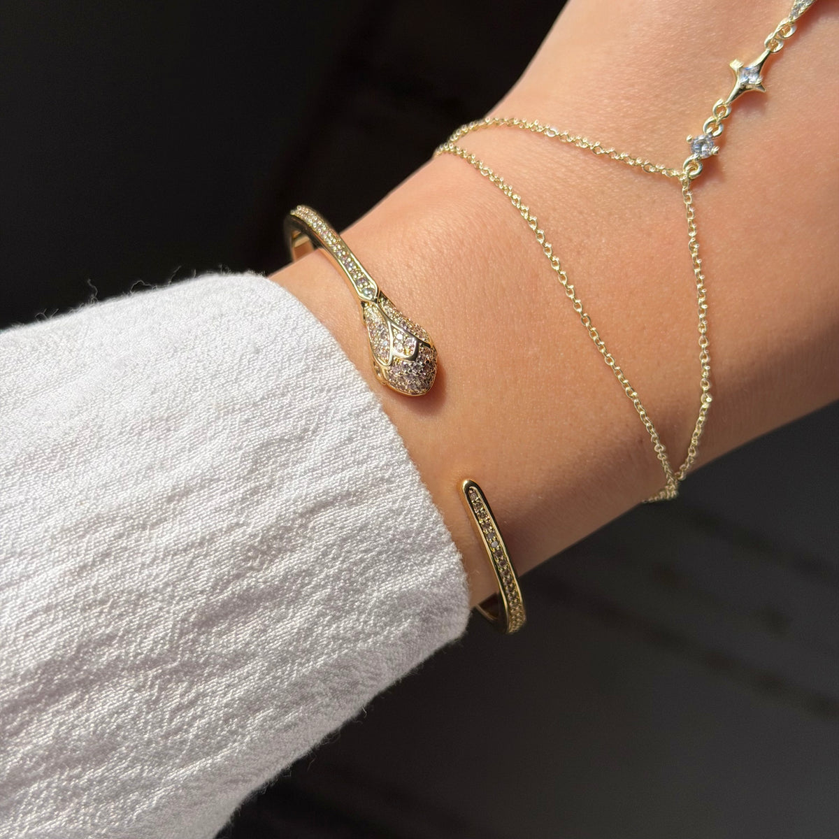Snake bangle