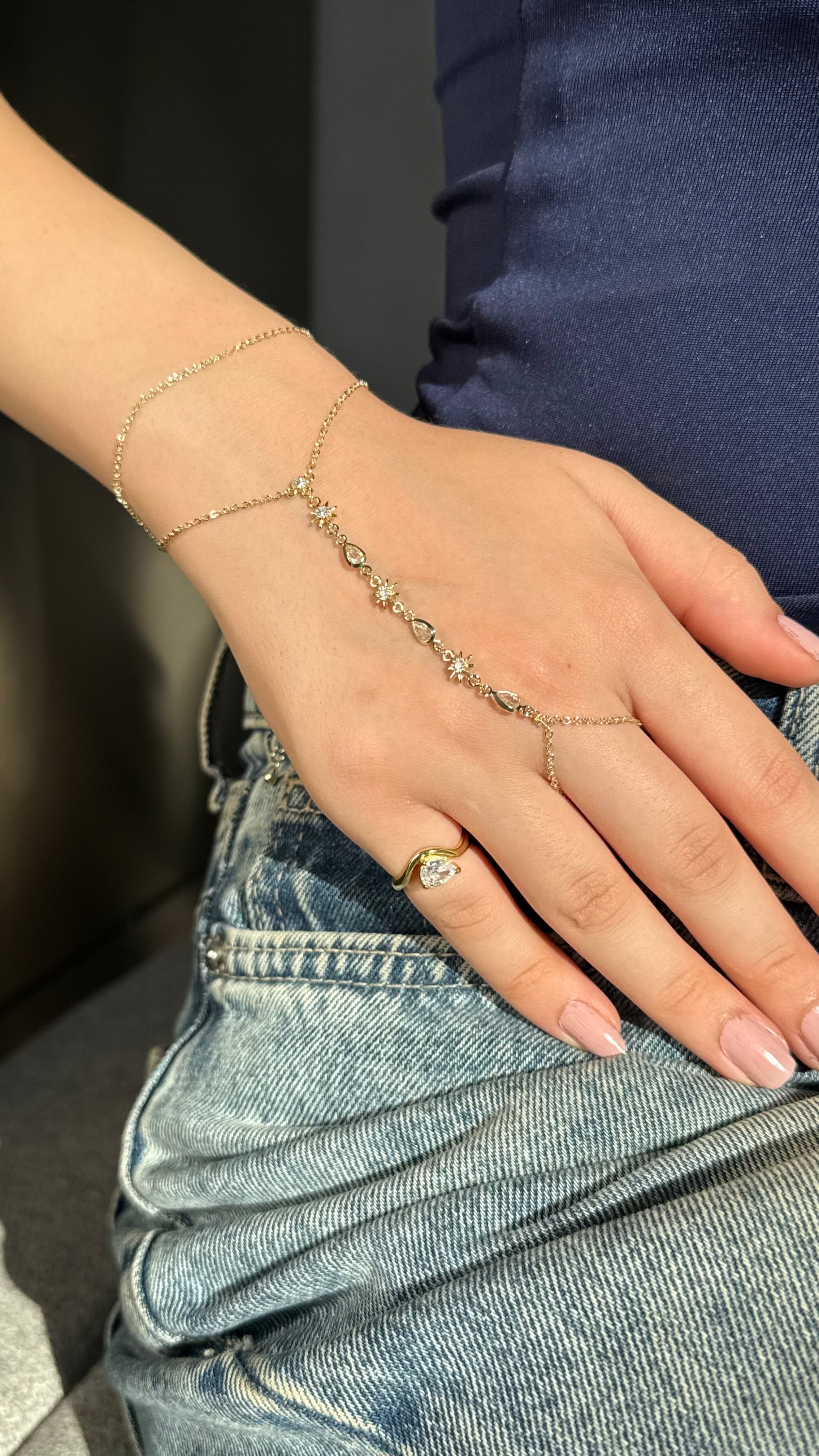 Drop hand chain