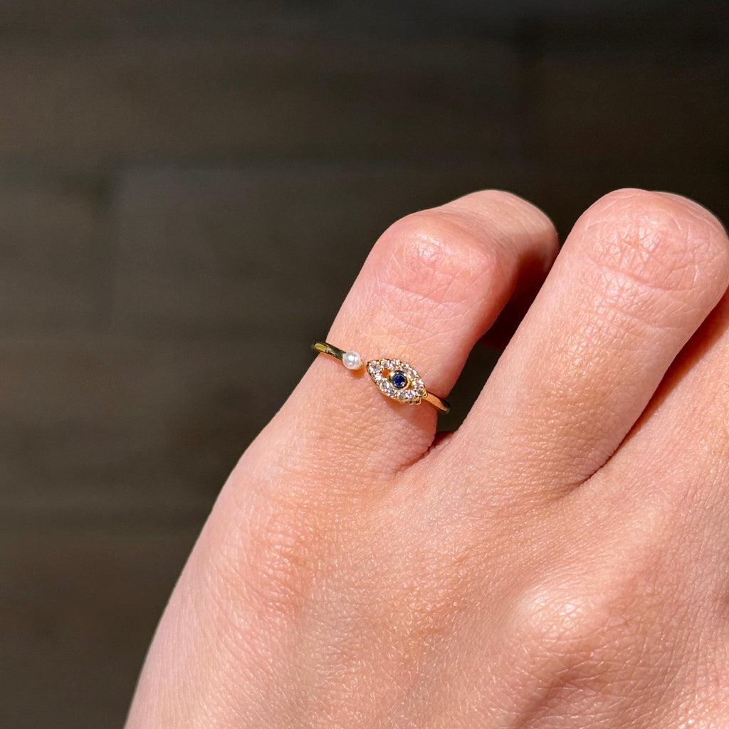 EYE PINKY RING