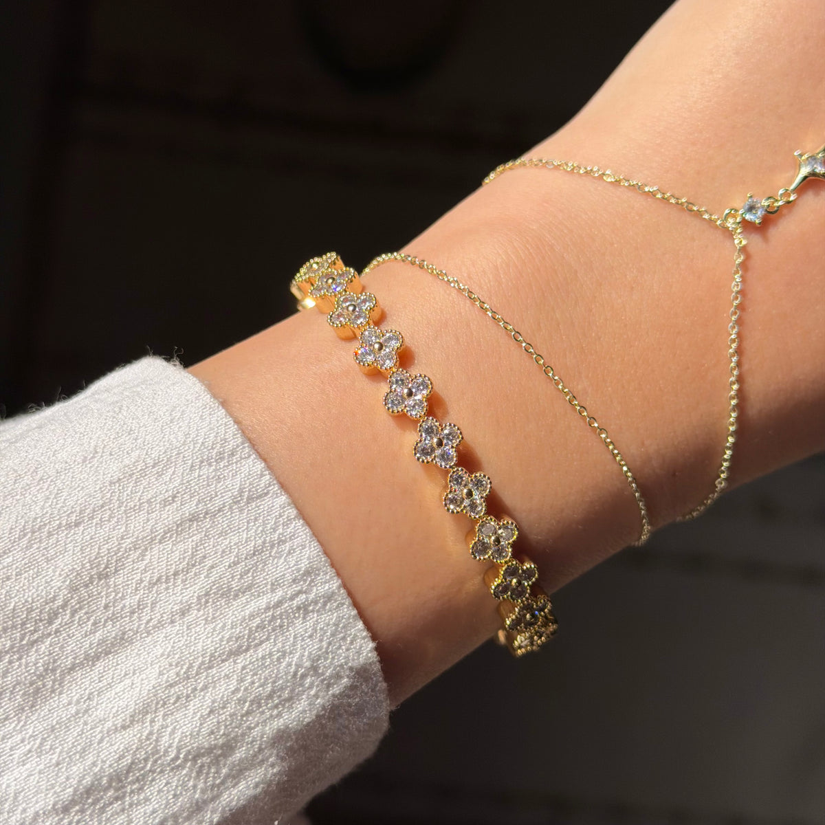 VAN CLEEFF BANGLE