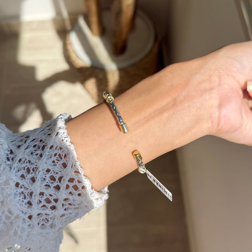 Twisted Gold bangle