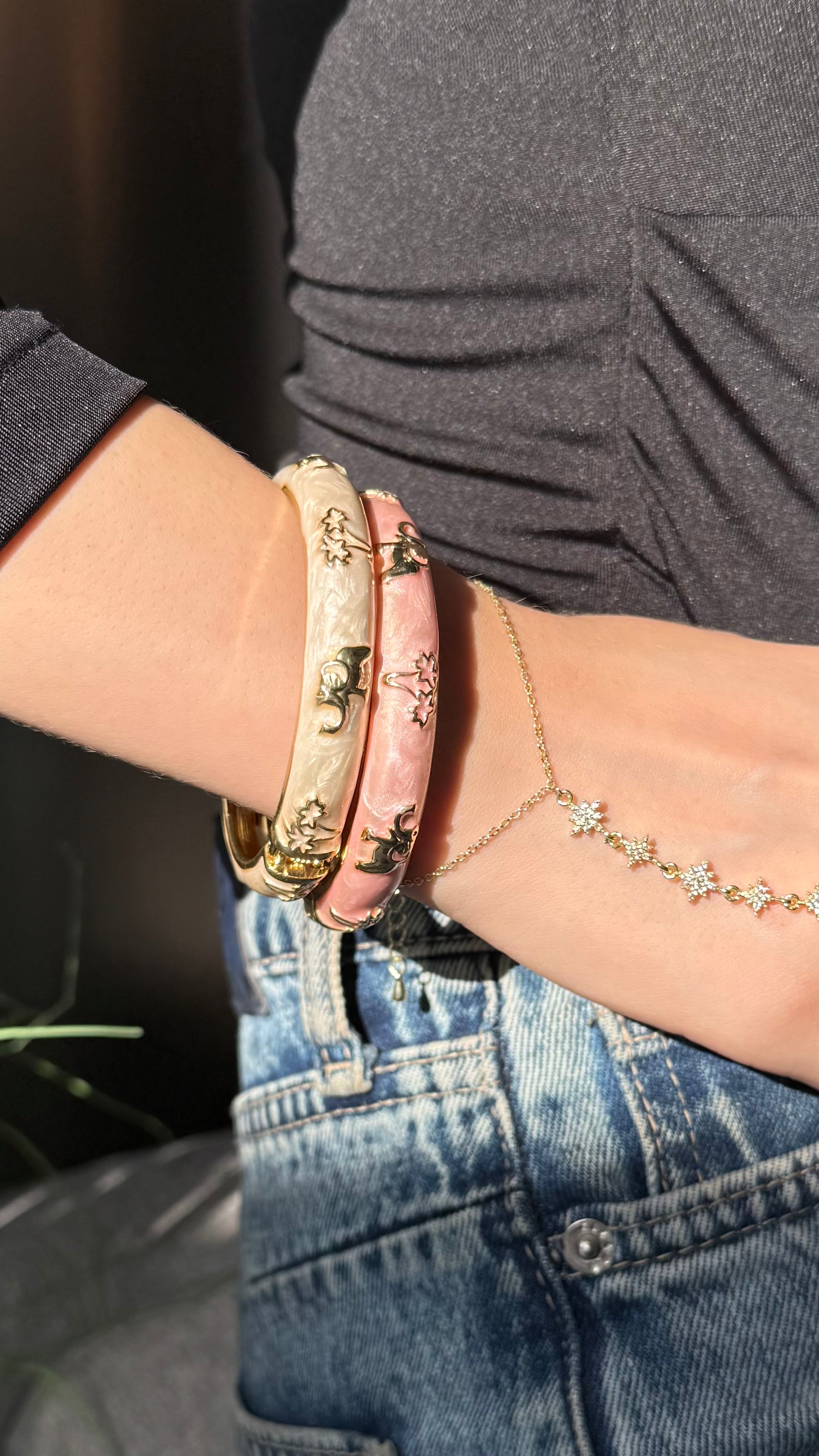 Majestic elephant bangle