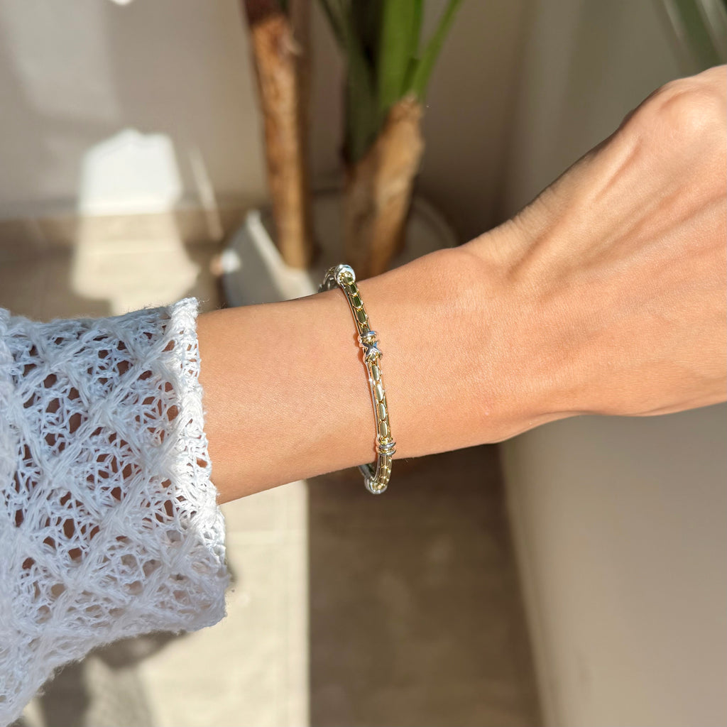 Twisted Gold bangle