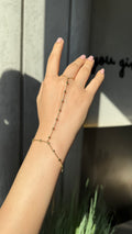 Dots hand chain