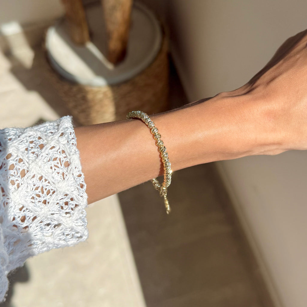 Gold bead bracelet