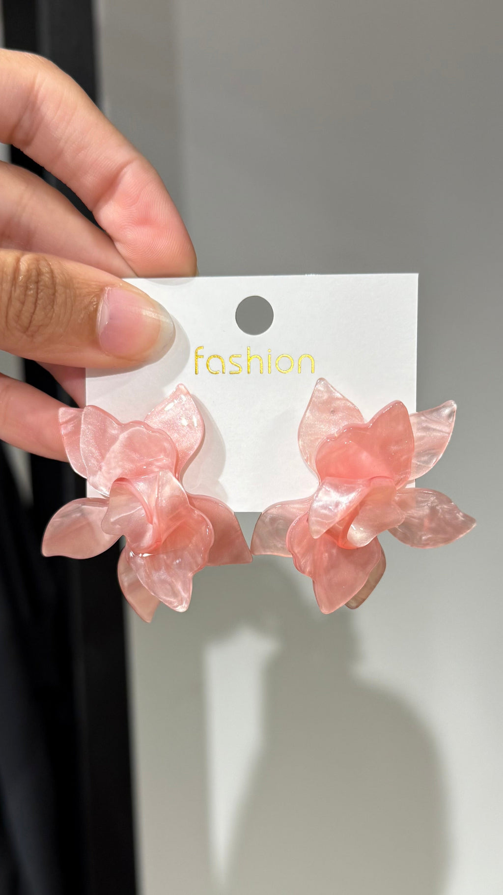 Marble flower earring