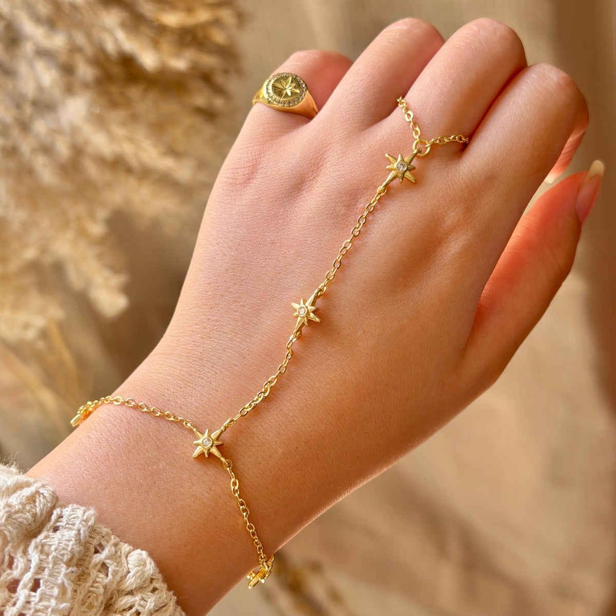 ASTER HAND CHAIN