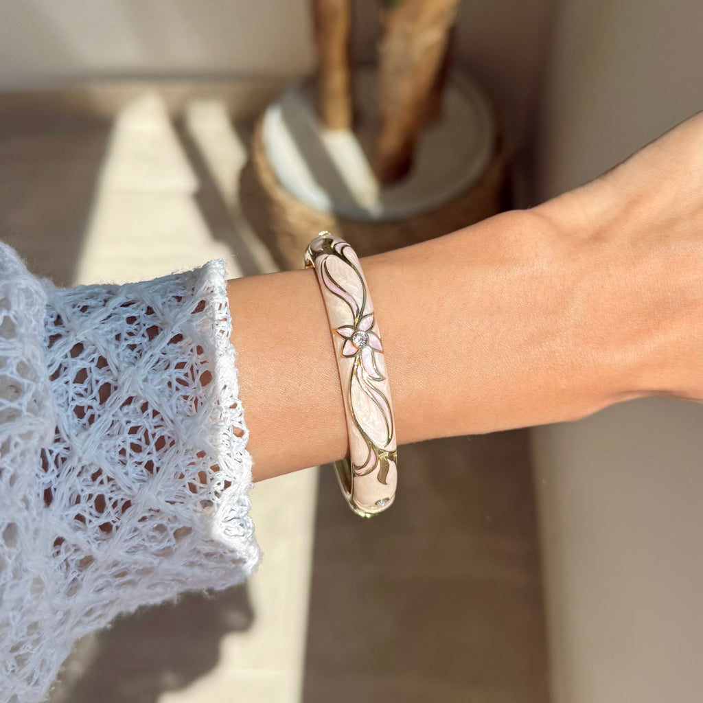 Floral bangle