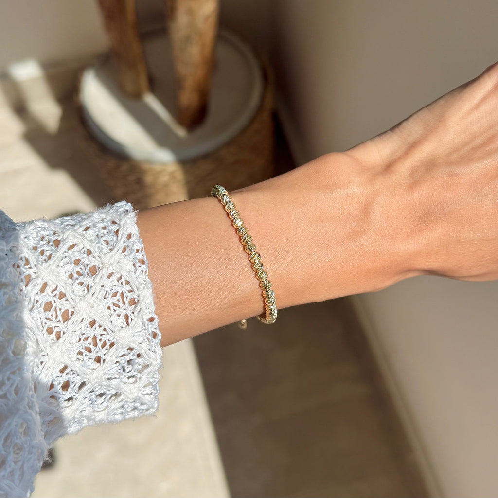 Gold bead bracelet