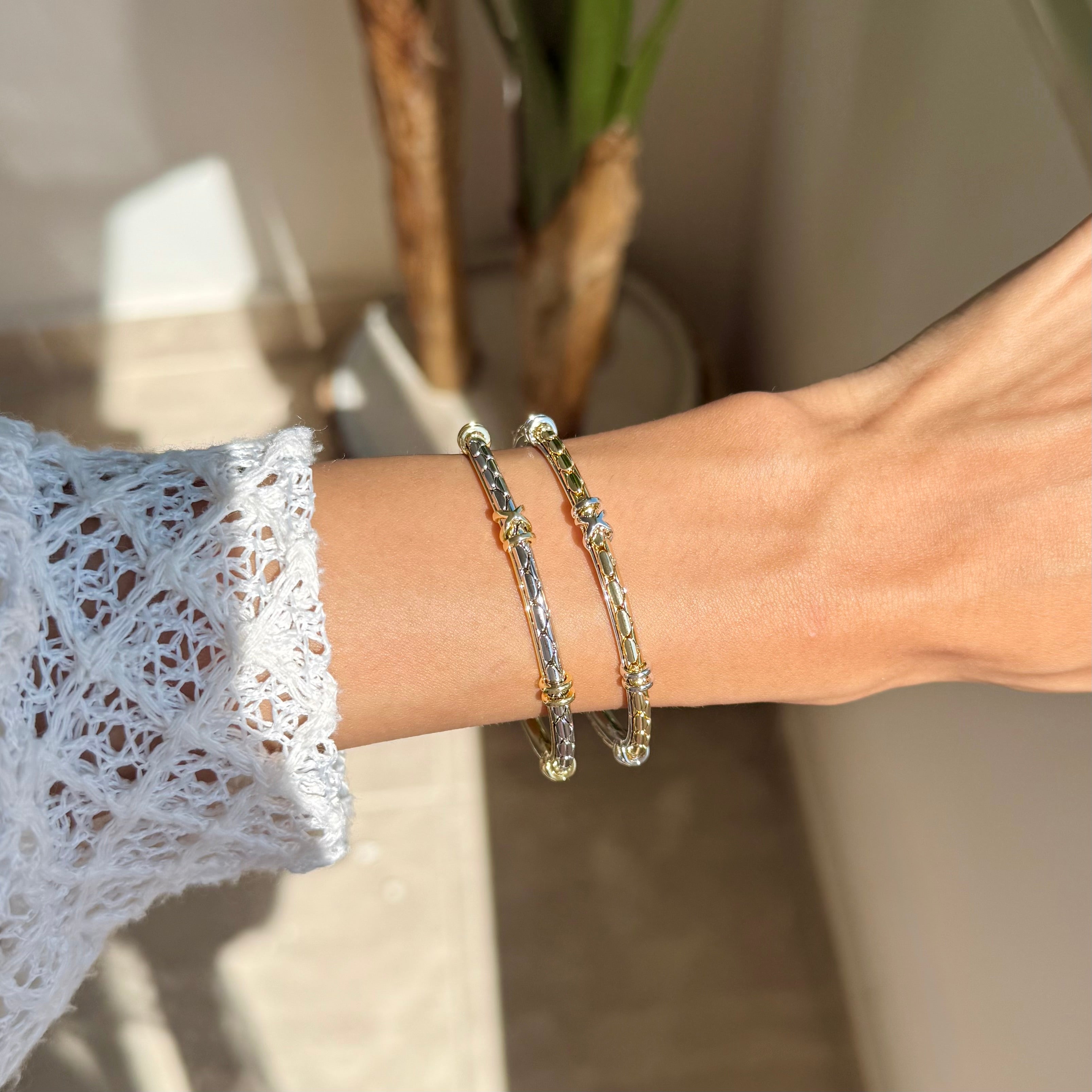 Twisted Gold bangle