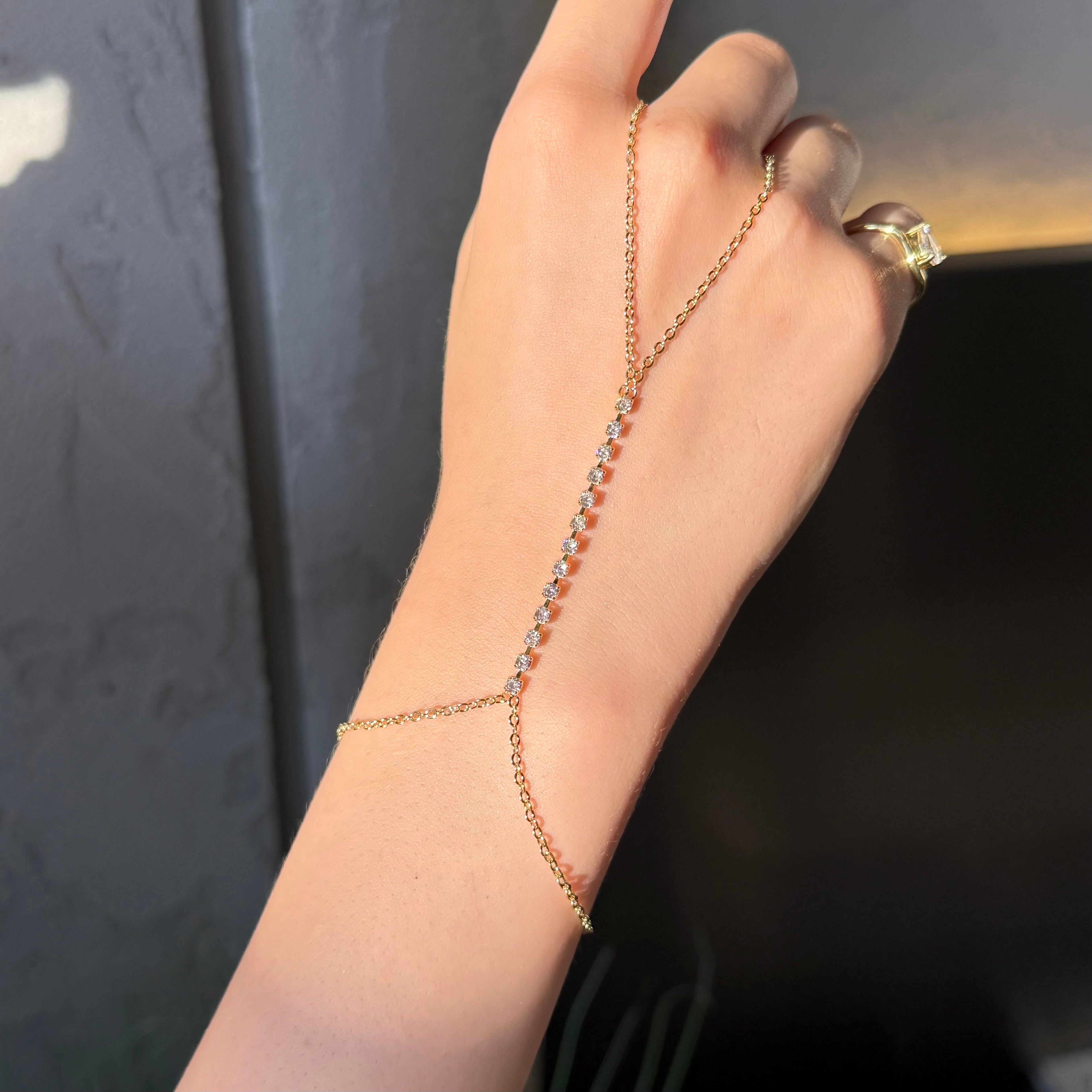 Diamond hand chain
