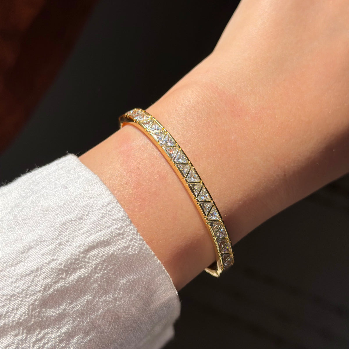 TRIANGLE BANGLE