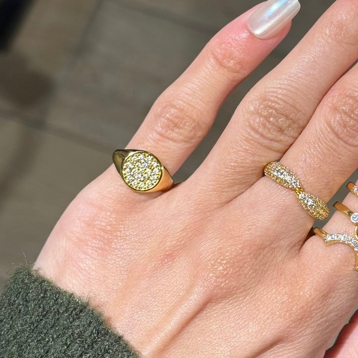 STARY CIRLCE LINKY RING