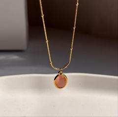 Oval stone necklace
