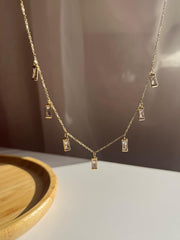 Rectangular lobes necklace