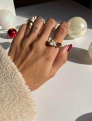 Cross hearts ring