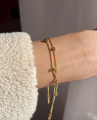Minimalist golden bracelet