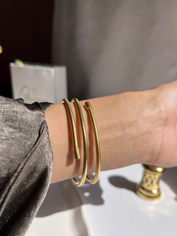 Twisted rope bangle
