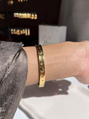 Crescent bangle