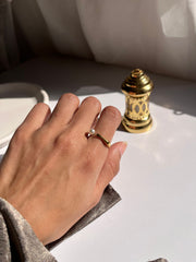 Pearl dot ring