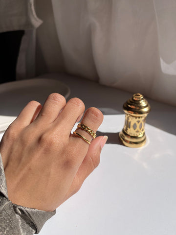Linked ring