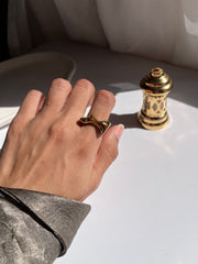 Gold cell ring