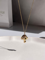 Colorful gold necklace