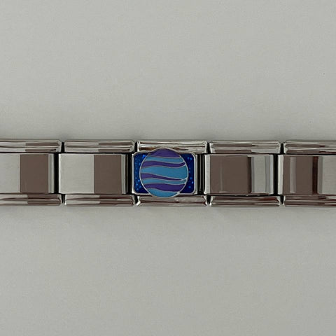 Waves charm