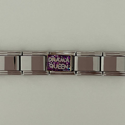 Drama queen charm