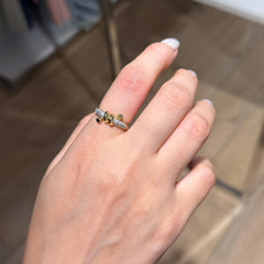 Ripped diamond ring