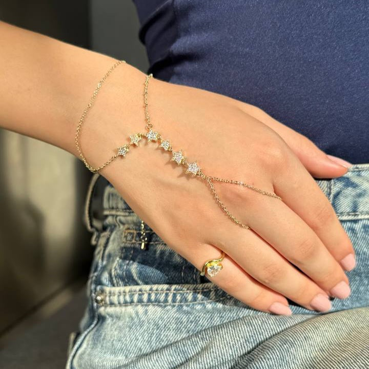 Gold stars hand chain