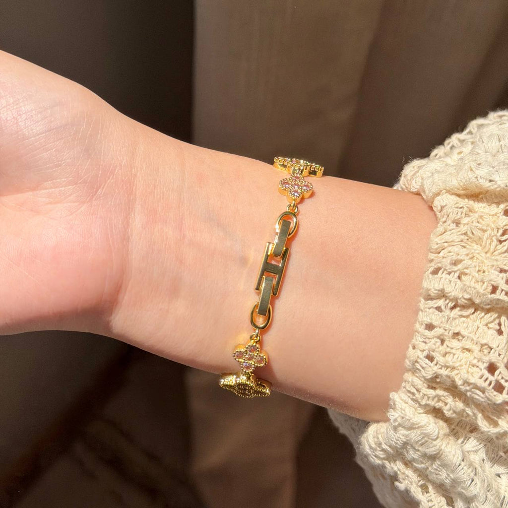 CRISTAL CLOVER BRACELET