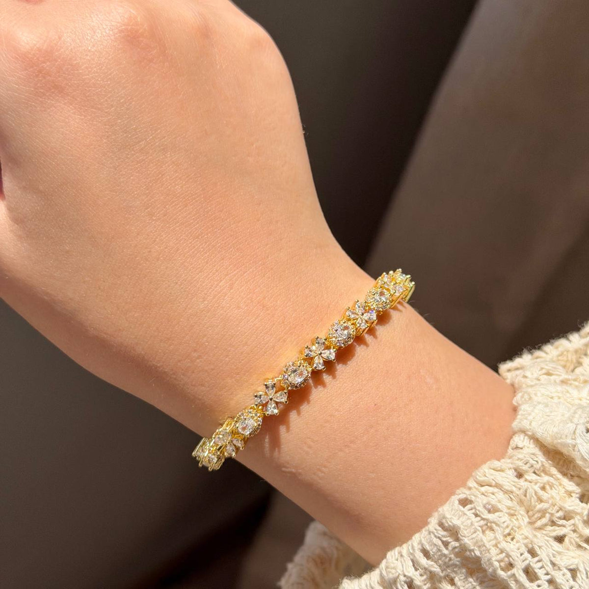 GOLD STONES BRACELET