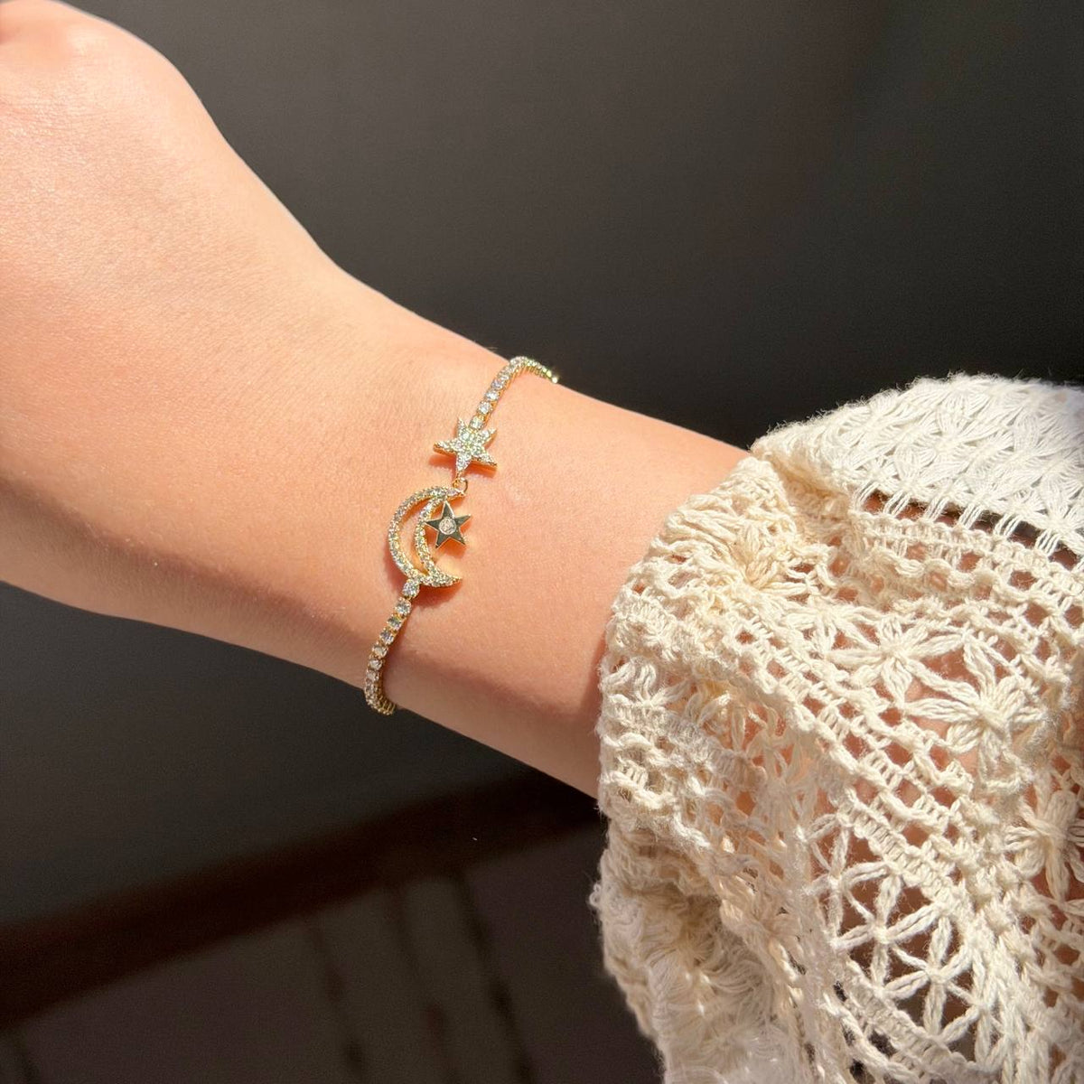 CRESCENT BRACELET