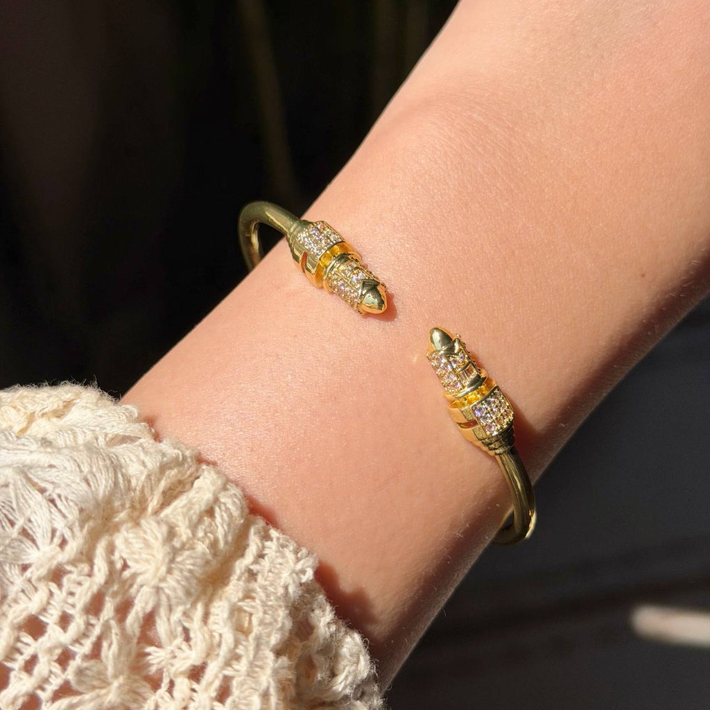 DIAMOND ARROWS BANGLE