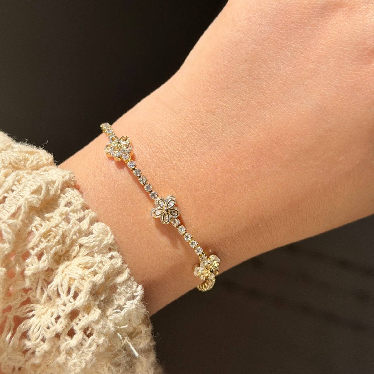 FLOWERS BRACELET